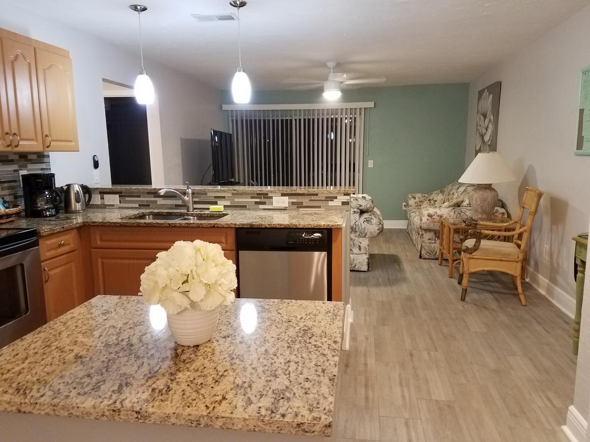 2Br/1Ba Vacation Rental - Sienna Park Sarasota Extérieur photo